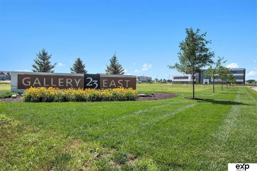 4674 E 18th Avenue, Elkhorn, NE 68028 - #2