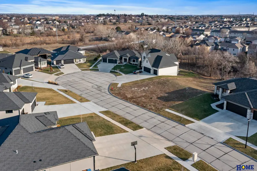8833 Grey Hawk Court, Lincoln, NE 68526 - Image #3