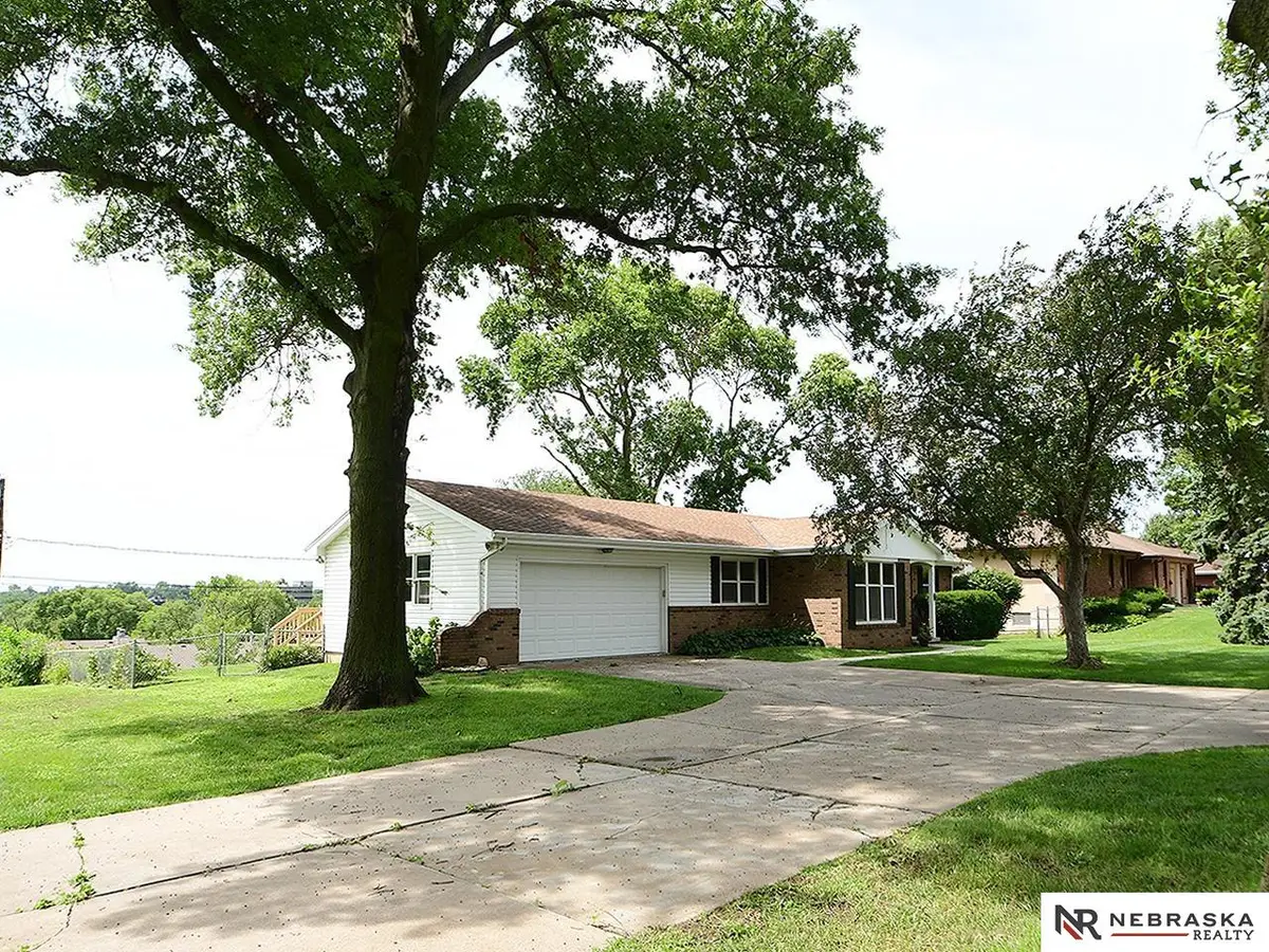 9345 Blondo Street, Omaha, NE 68134 - Image #1