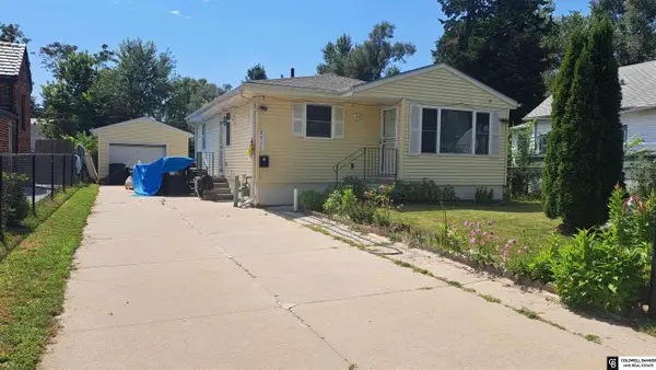 2711 Crown Point Avenue, Omaha, NE 68111