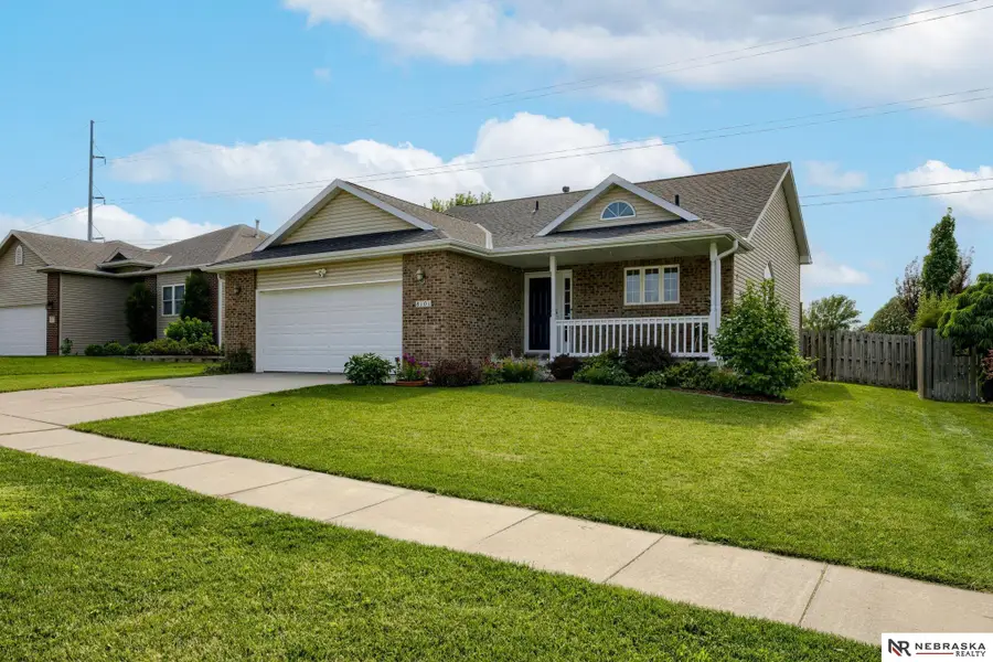 8101 S 57th Street, Lincoln, NE 68516 - #2