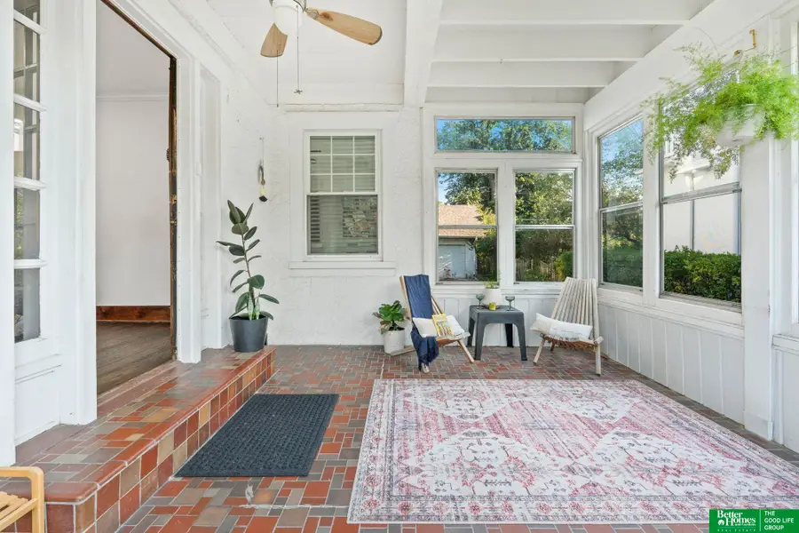 5014 Nicholas Street, Omaha, NE 68132 - #3