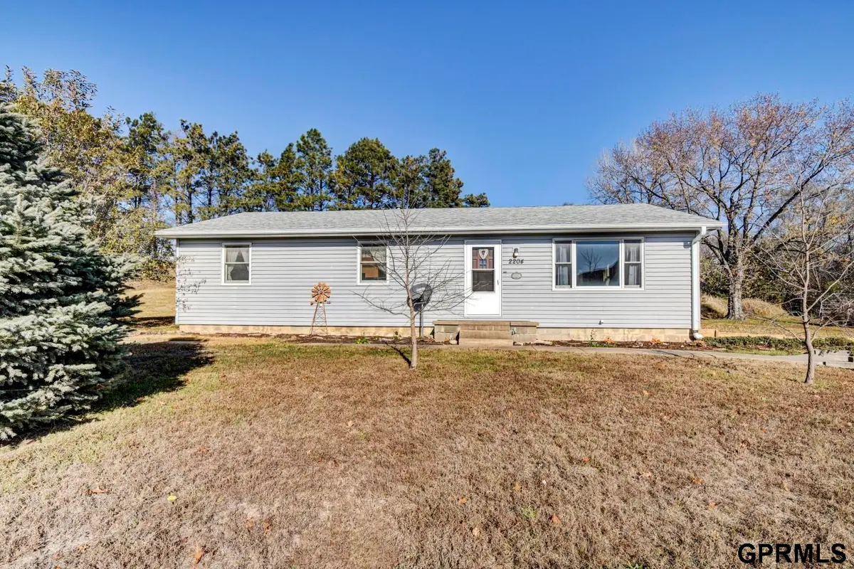 2204 Splitt Dr, Murray, NE 68409-4320 - Image #1