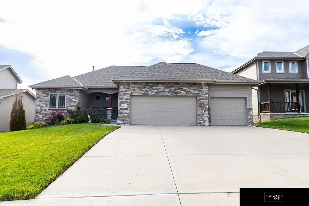 4614 S 193 Street, Omaha, NE 68135 - Image #1