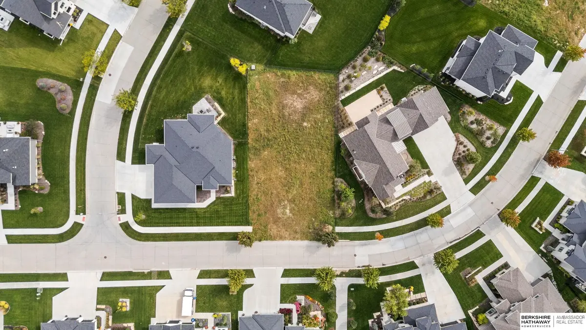 21211 C Street, Elkhorn, NE 68022 - Image #1