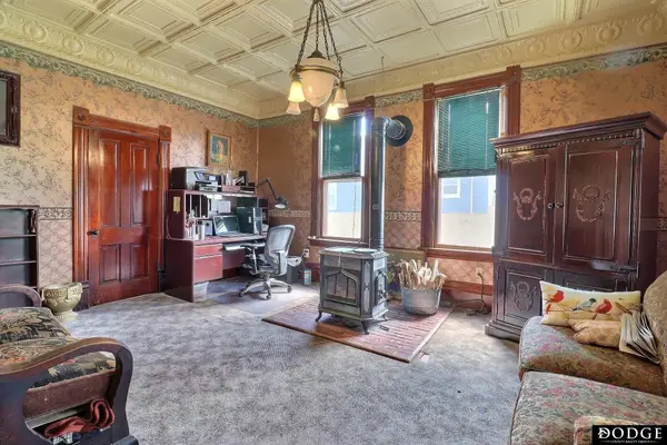 450 W 6th Street, Fremont, NE 68025