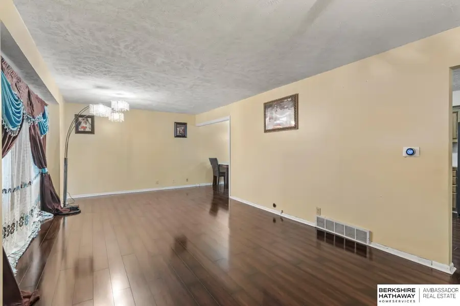 5624 N 92 Street, Omaha, NE 68134 - Image #3