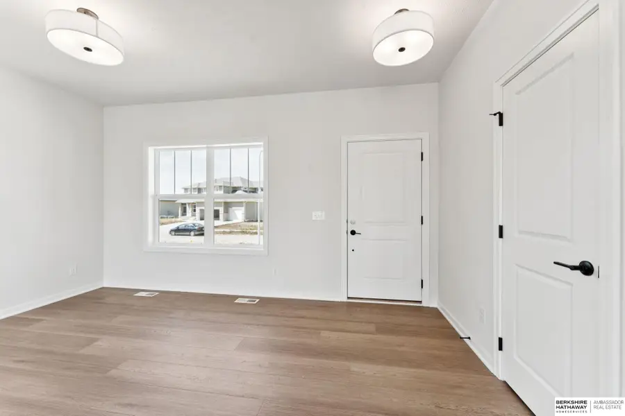 6313 N 209th Street, Elkhorn, NE 68022 - Image #2