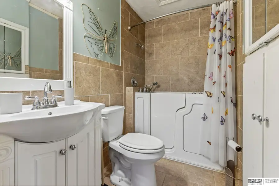 1610 Frederick Street, Omaha, NE 68108 - Image #3