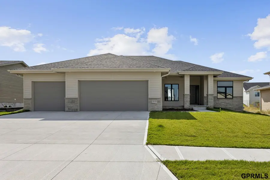 21115 Jessie Avenue, Elkhorn, NE 68022 - Image #2