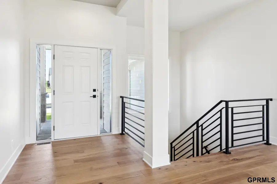 21115 Jessie Avenue, Elkhorn, NE 68022 - Image #3