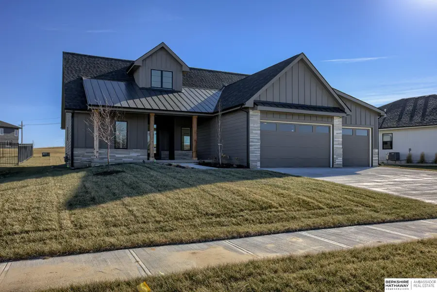 5027 N 214th Street, Elkhorn, NE 68022 - Image #2