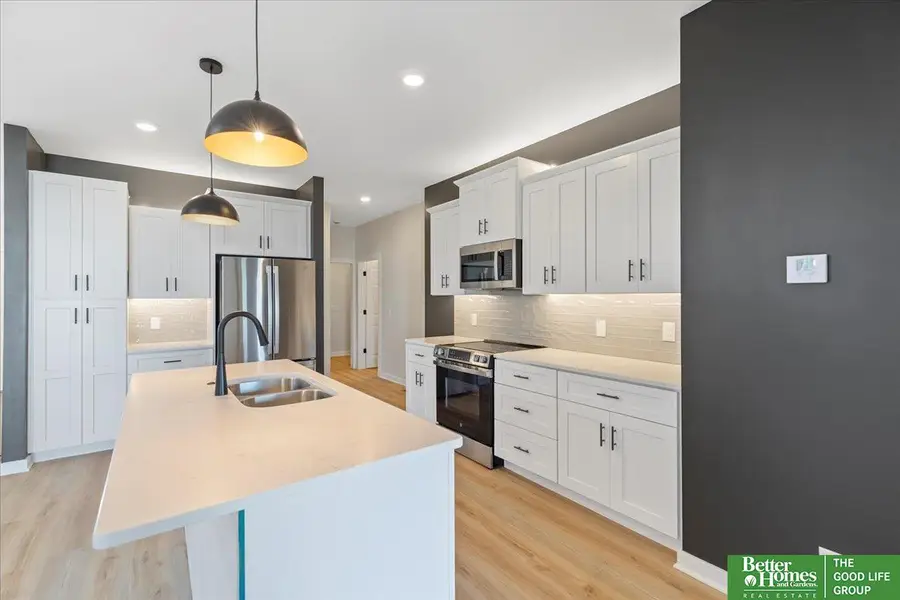 8118 S 177 Street, Richland Viii, NE 68136 - Image #2