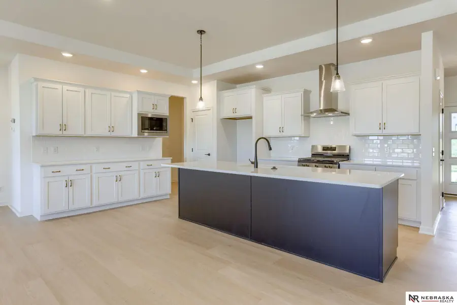 10905 N 159 Avenue, Bennington, NE 68007 - Image #3