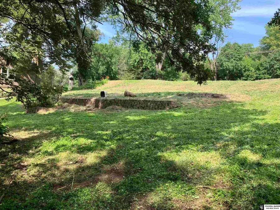 11026 Calhoun Road, Omaha, NE 68164-0000 - Image #2