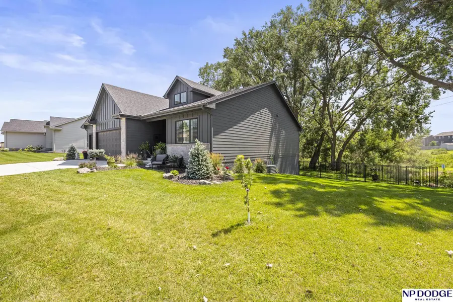 18221 Redwood Street, Richland Vii, NE 68136 - Image #3