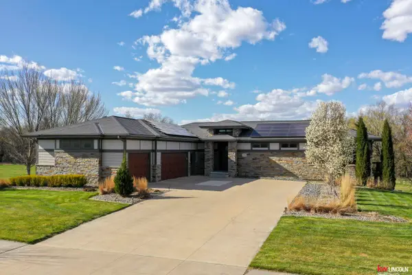 3120 W Covered Bridge Drive, Lincoln, NE 68523