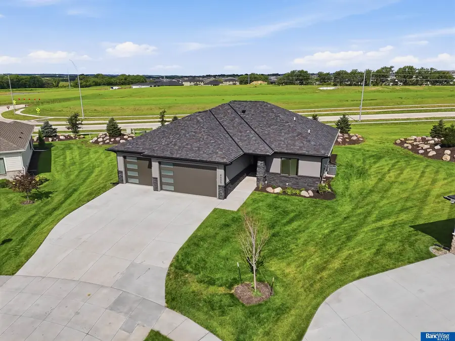 4000 Primrose Place, Lincoln, NE 68516 - #3