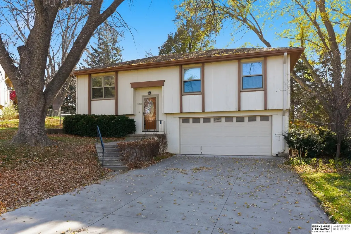 15009 Westchester Circle, Omaha, NE 68154 - Image #1