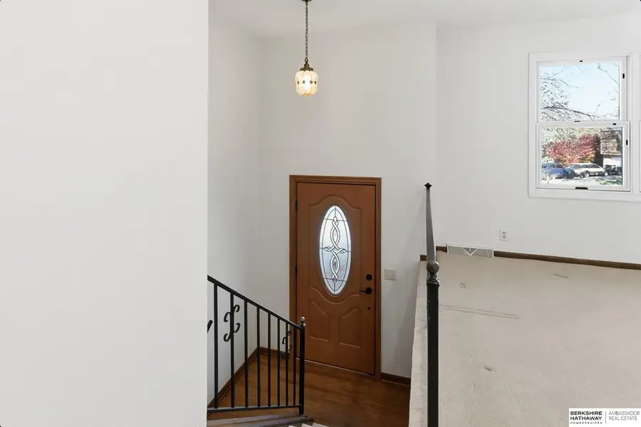 15009 Westchester Circle, Omaha, NE 68154 - Image #3