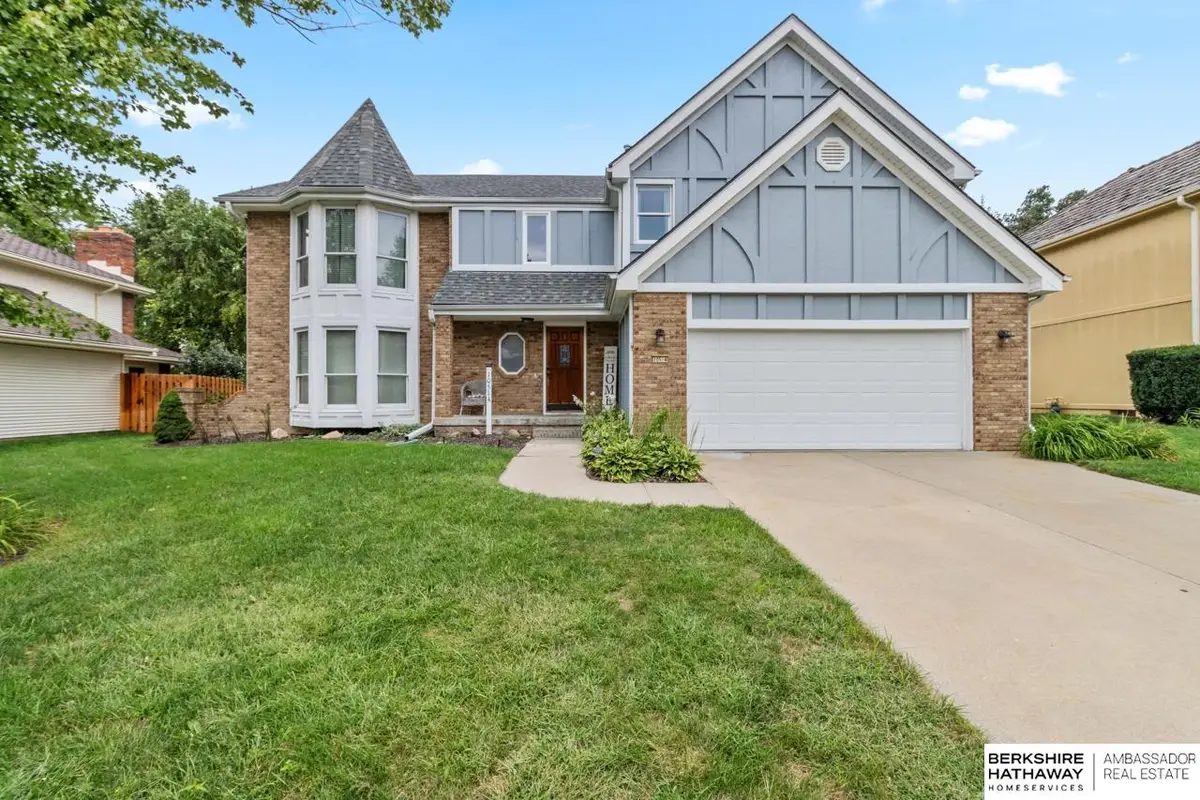 10514 Adams Drive, Omaha, NE 68127 - Image #1