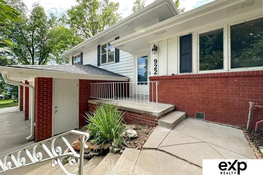922 N 122nd Street, Omaha, NE 68154 - Image #2