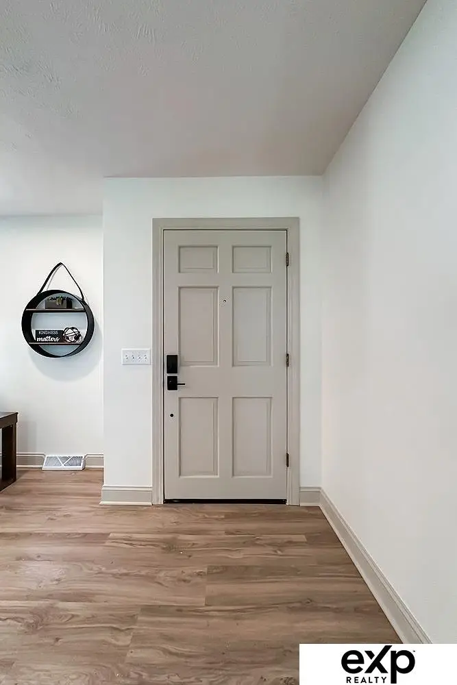 922 N 122nd Street, Omaha, NE 68154 - Image #3