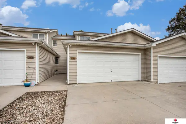 628 Lakeside Drive #57, Lincoln, NE 68528