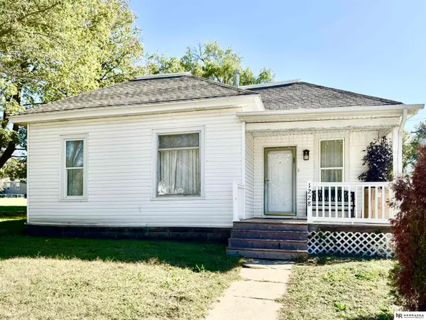 1228 F Street, Pawnee City, NE 68420