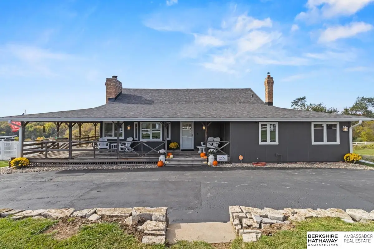 10104 N 48th Street, Omaha, NE 68152 - Image #1