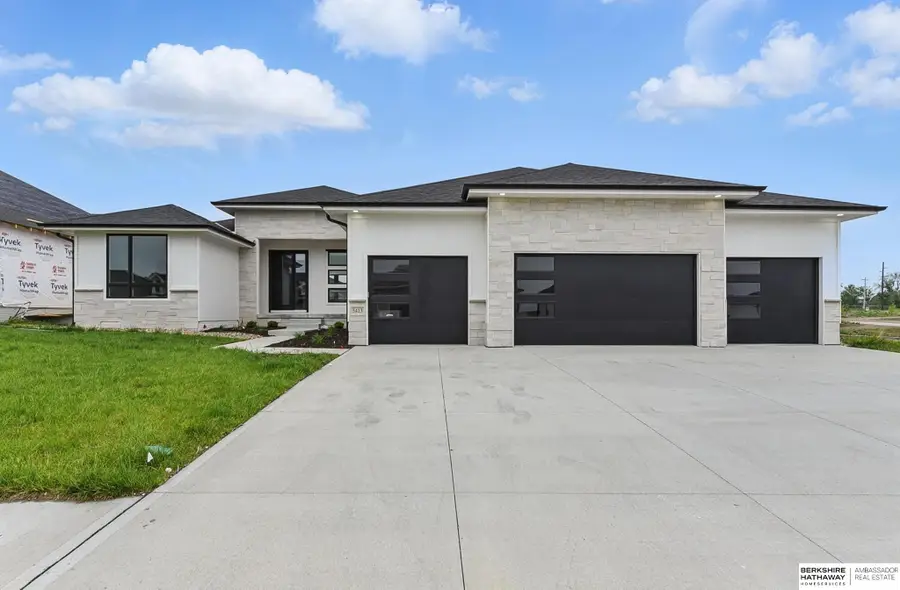 5413 N 212th Street, Elkhorn, NE 68022 - Image #2