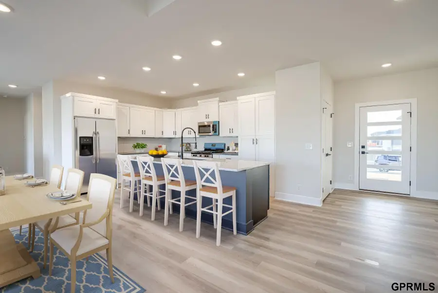 21126 Hartman Avenue, Elkhorn, NE 68022 - Image #2