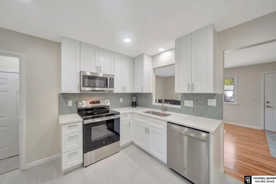 6721 Bethany Park Drive, Lincoln, NE 68505 - Image #2