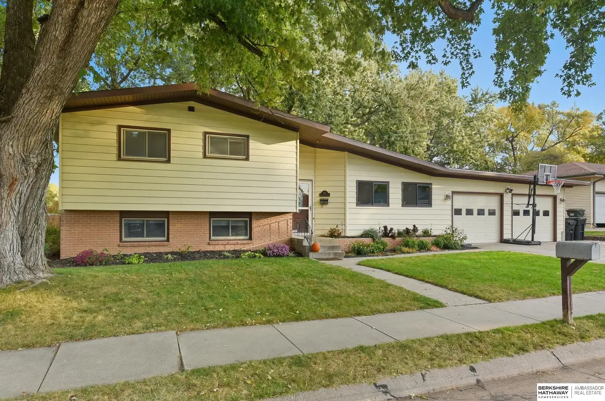 810 W 11th Street, Wahoo, NE 68066 - Image #1