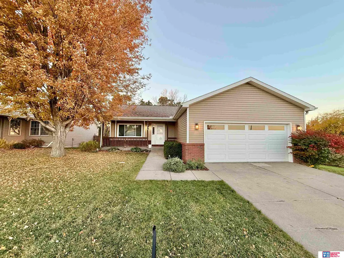 695 Graham Park Drive, Seward, NE 68434 - Image #1