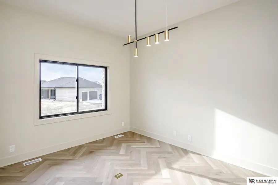 5901 N 157th Avenue, Omaha, NE 68116 - Image #3