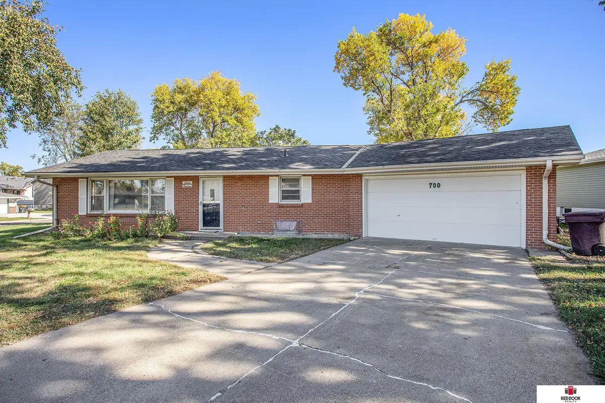 700 Windsor Drive, Lincoln, NE 68528 - Image #1