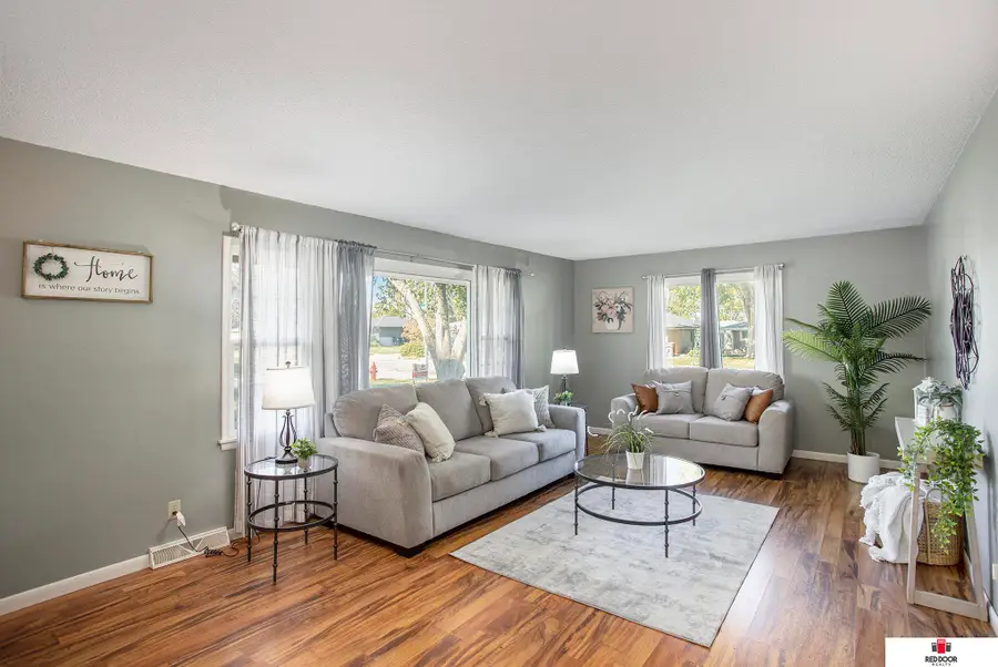 700 Windsor Drive, Lincoln, NE 68528 - Image #2