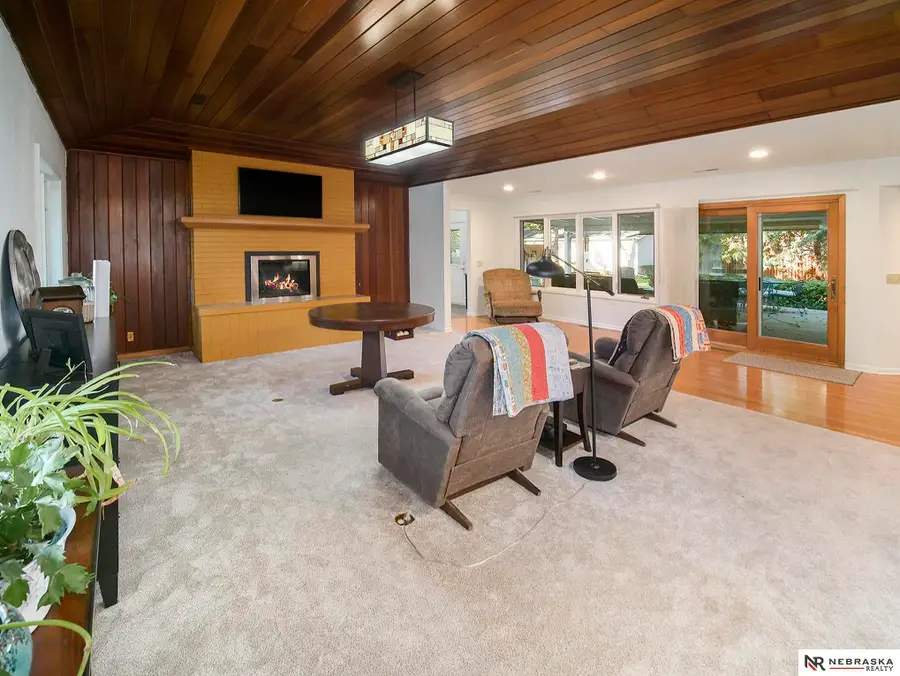 929 S Cotner Boulevard, Lincoln, NE 68510 - Image #3