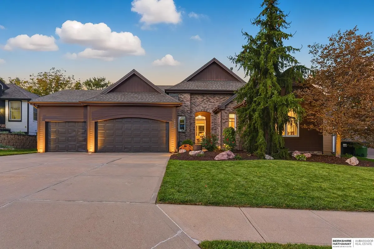 18408 Emile Circle, Chicago, NE 68022 - Image #1