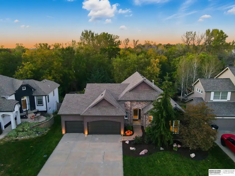 18408 Emile Circle, Chicago, NE 68022 - Image #2