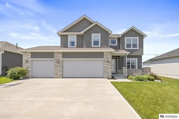8008 N 167th Avenue, Bennington, NE 68007