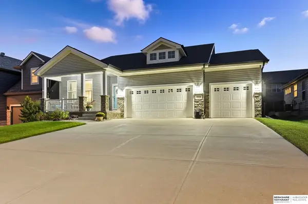 8210 N 173rd Street, Bennington, NE 68007