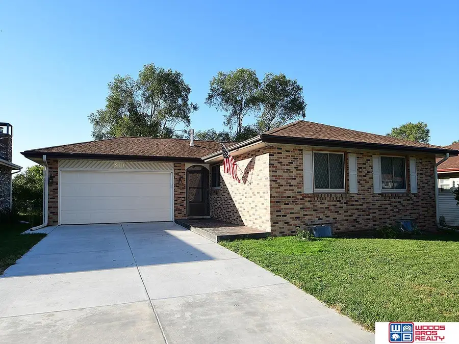 2111 Dodge Street, Lincoln, NE 68521 - Image #2