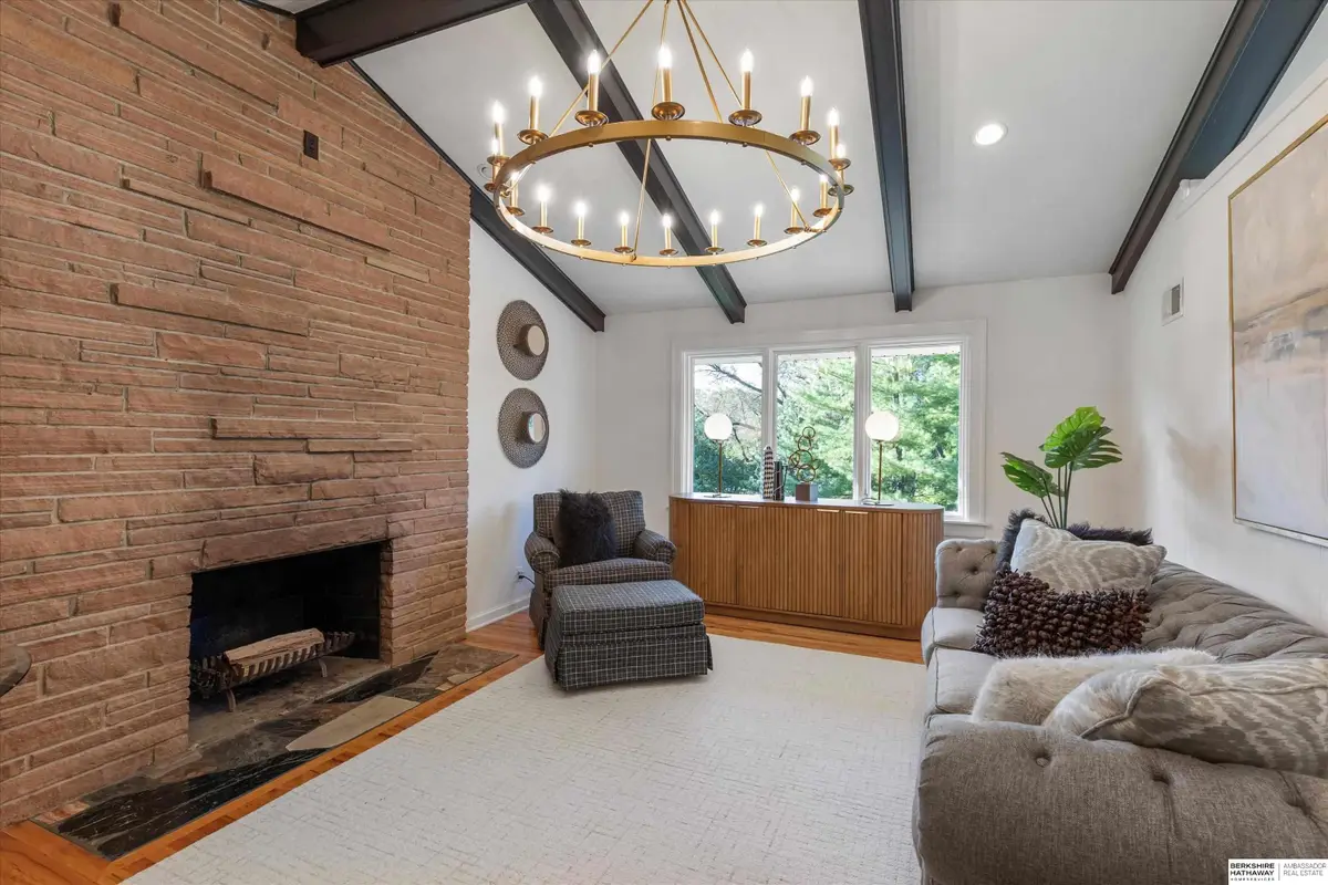 5961 Western Avenue, Omaha, NE 68132 - Image #1