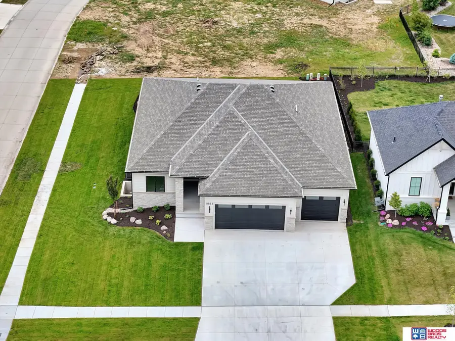 8853 Calamus River Road, Lincoln, NE 68520 - Image #3