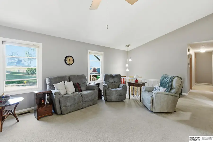 1405 Beechwood Avenue, Papillion, NE 68133 - Image #2