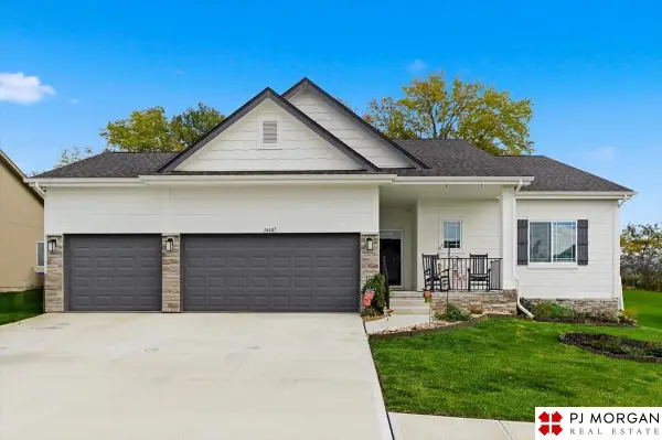 14607 S 17 Street, Bellevue, NE 68123