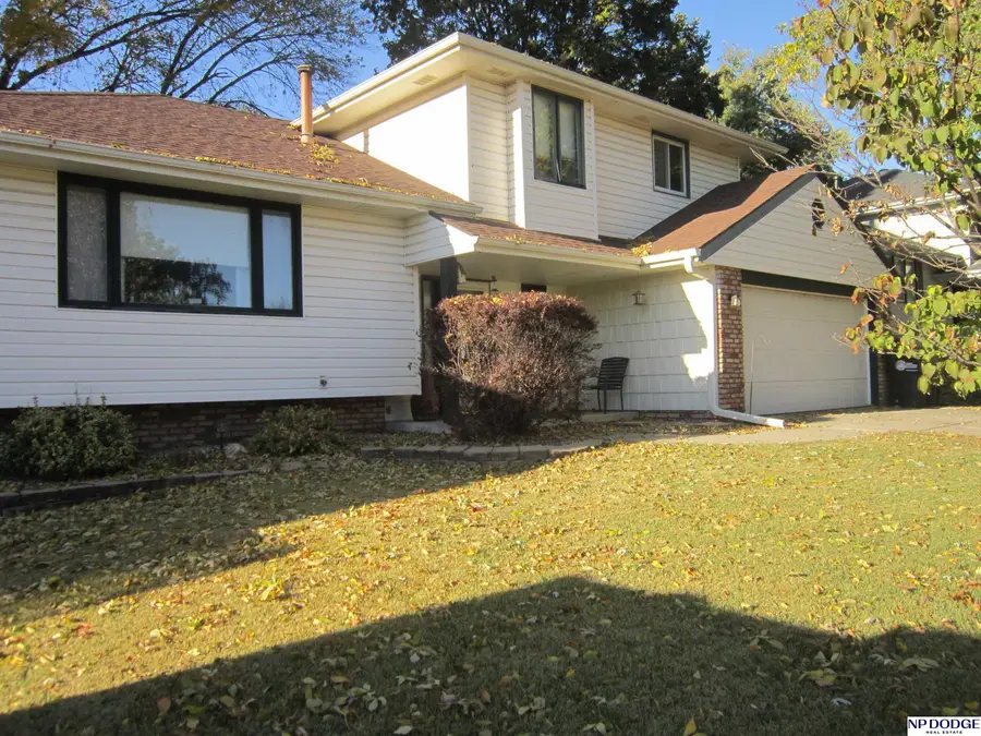 5822 S 104th Avenue, Omaha, NE 68127 - Image #2