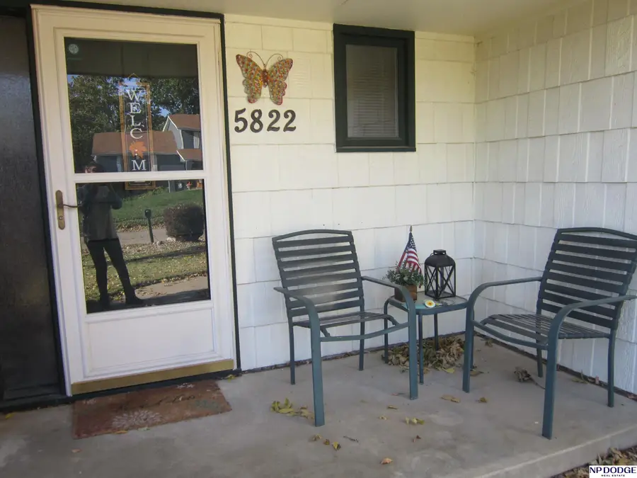 5822 S 104th Avenue, Omaha, NE 68127 - Image #3